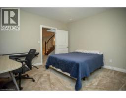 29 WESTLAKE Boulevard - 36