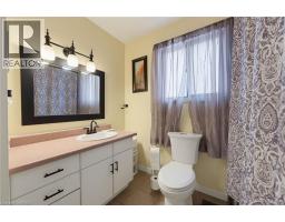 125 WHITLAW Way - 12