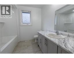 72 BALFOUR Street - 11