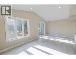 72 BALFOUR Street - 6