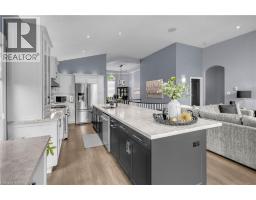 57 CARMICHAEL Crescent - 10