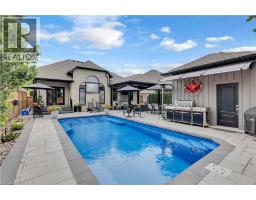 57 CARMICHAEL Crescent - 42