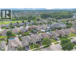57 CARMICHAEL Crescent - 45