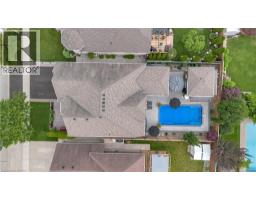 57 CARMICHAEL Crescent - 47