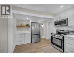 71 KENT Street N - 12