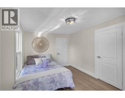 71 KENT Street N - 19