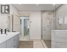 10 STYMIE Boulevard - 37