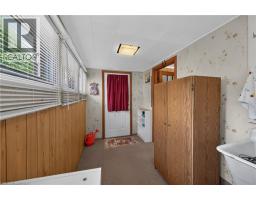 52 DIVISION Street - 19