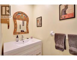 120 BEDDOE Drive UnitNo. 6 - 20