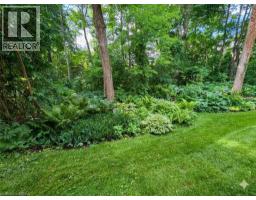 120 BEDDOE Drive UnitNo. 6 - 39