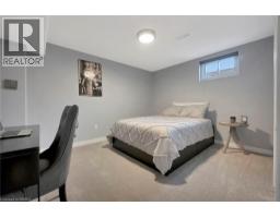 5 FALKLAND Road - 29