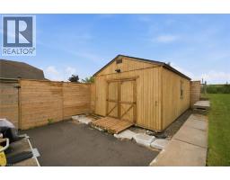 5 FALKLAND Road - 32