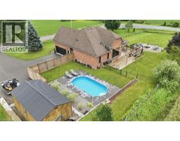 5 FALKLAND Road - 38