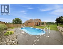 5 FALKLAND Road - 40