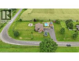 5 FALKLAND Road - 48