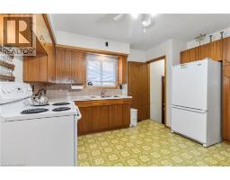 16 PARIS Road - 13