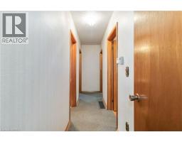 16 PARIS Road - 22