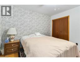 16 PARIS Road - 27