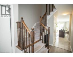 153 ENGLISH Lane - 11