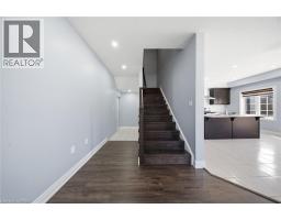 18 MACKLIN Street - 13