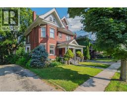 58 LORNE Crescent - 2