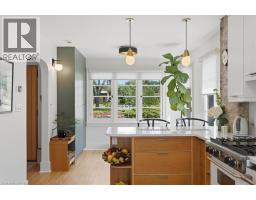 250 DUFFERIN Avenue - 14