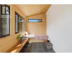 250 DUFFERIN Avenue - 27