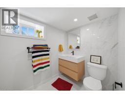 250 DUFFERIN Avenue - 35