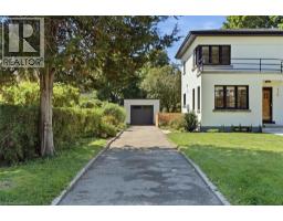 250 DUFFERIN Avenue - 4