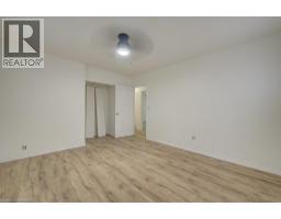 6 BAYLY Drive - 18