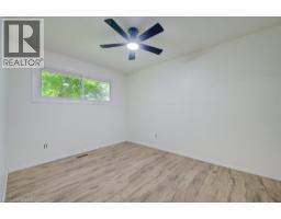 6 BAYLY Drive - 19