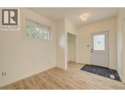 6 BAYLY Drive - 24