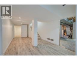 6 BAYLY Drive - 27