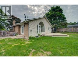 6 BAYLY Drive - 38