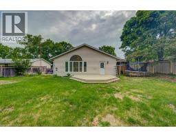 6 BAYLY Drive - 40