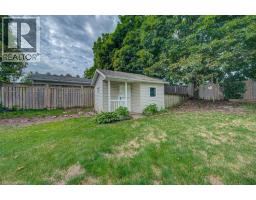 6 BAYLY Drive - 42