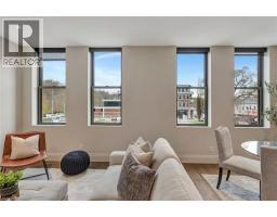 7 GRAND RIVER Street N UnitNo. 202 - 13