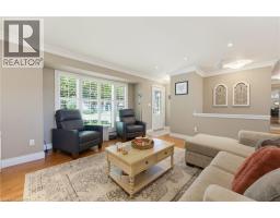 35 VARADI Avenue - 9