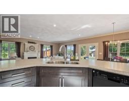 81 MCGILL Road - 18