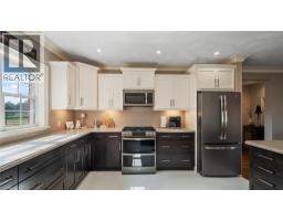 81 MCGILL Road - 20
