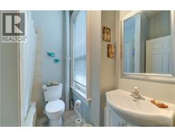 23 LYONS Avenue - 10