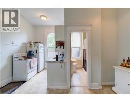 23 LYONS Avenue - 35