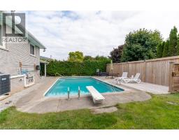 76 ENFIELD Crescent - 32