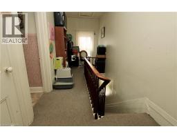 62 ARTHUR Street - 23