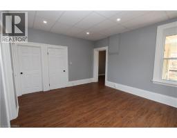 62 ARTHUR Street - 39
