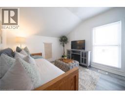 171 DRUMMOND Street - 8