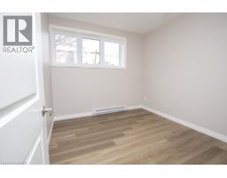 355 WELLINGTON Street - 16
