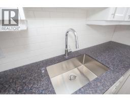 355 WELLINGTON Street - 21