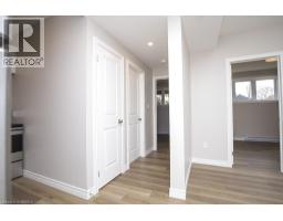 355 WELLINGTON Street - 22