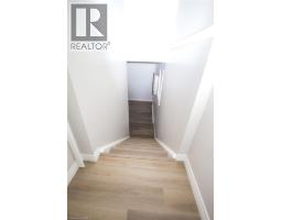 355 WELLINGTON Street - 24